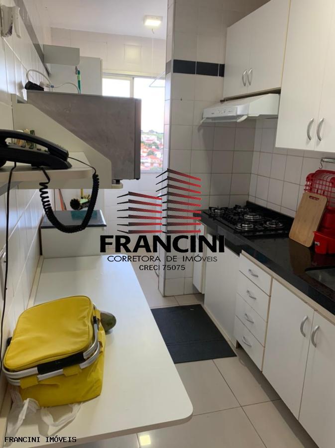 Apartamento à venda com 2 quartos, 72m² - Foto 5