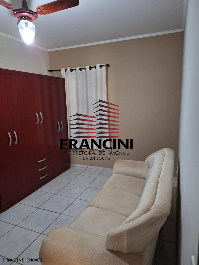 Apartamento para alugar com 2 quartos, 70m² - Foto 8