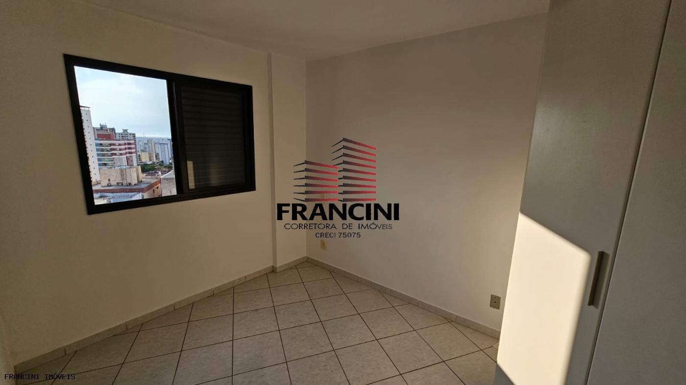 Apartamento para alugar com 2 quartos, 65m² - Foto 3