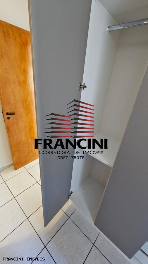 Apartamento para alugar com 3 quartos, 59m² - Foto 11