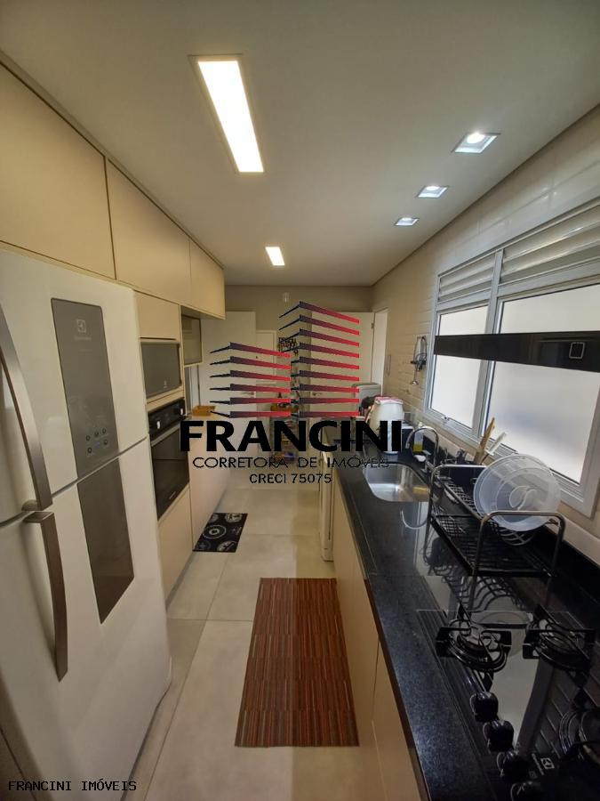 Apartamento à venda com 3 quartos, 125m² - Foto 7