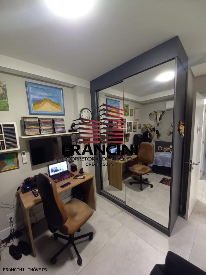 Apartamento à venda com 3 quartos, 125m² - Foto 15