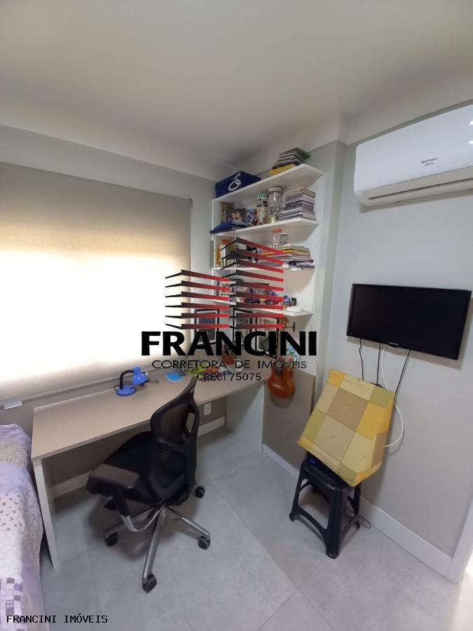 Apartamento à venda com 3 quartos, 125m² - Foto 12