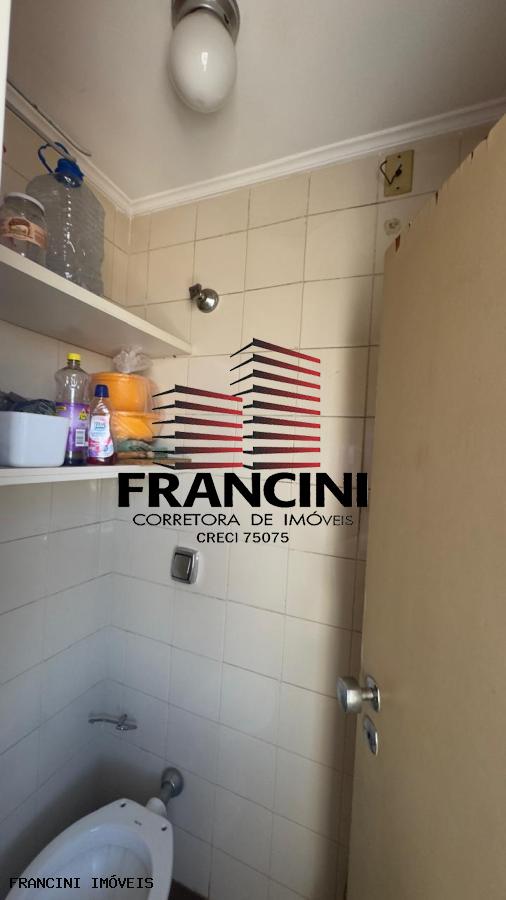 Apartamento à venda com 2 quartos, 76m² - Foto 14