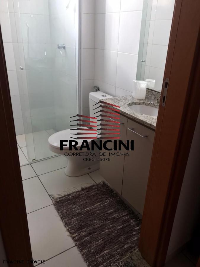 Apartamento para alugar com 2 quartos, 70m² - Foto 5