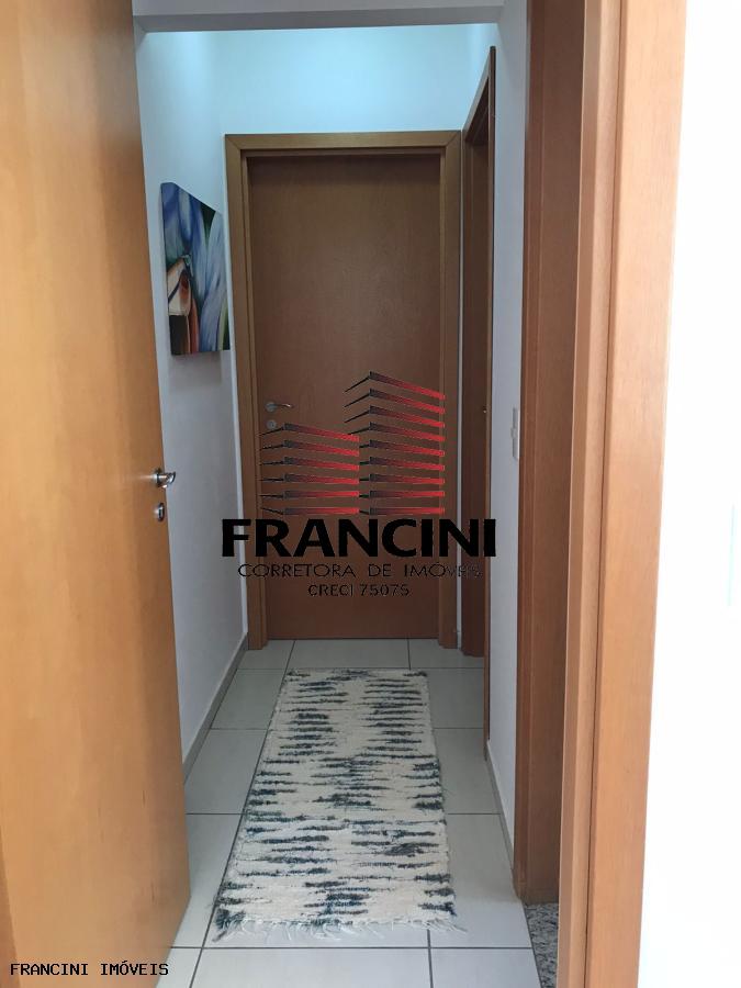 Apartamento para alugar com 2 quartos, 70m² - Foto 18