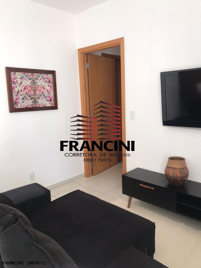 Apartamento para alugar com 2 quartos, 70m² - Foto 19