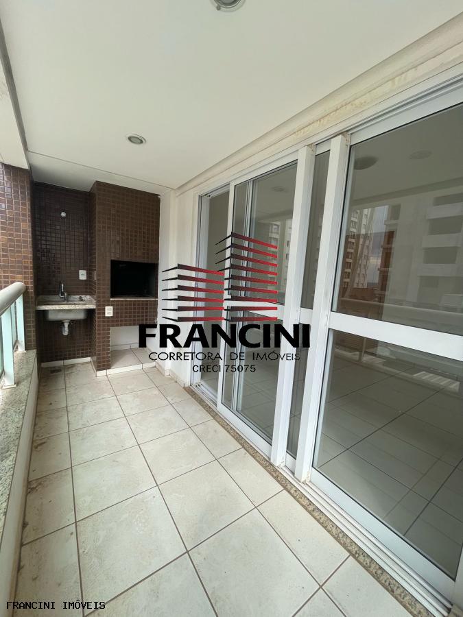 Apartamento para alugar com 2 quartos, 70m² - Foto 11